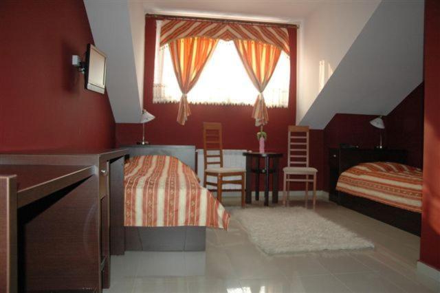 Adria Hotel Bierun Nowy Kamer foto