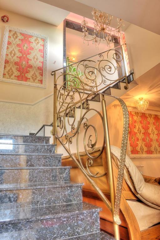 Adria Hotel Bierun Nowy Buitenkant foto